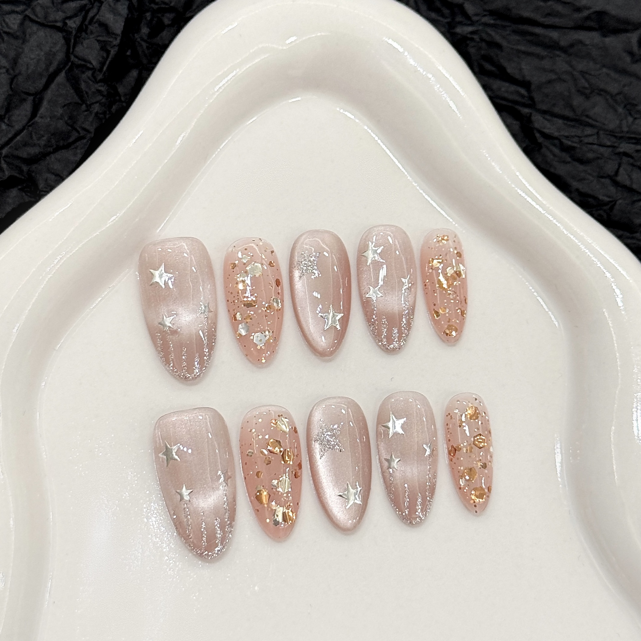 Nail Art Emerald - 10pcs Pure Hand Pressed Medium Oval