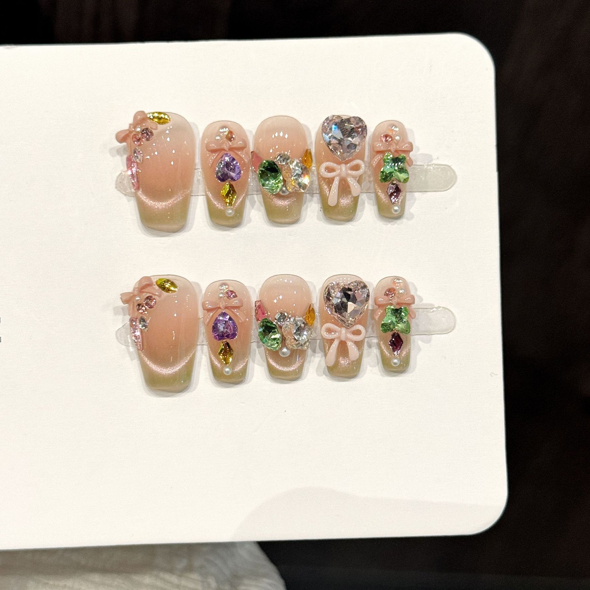 10pcs Pure Hand Pressed Short  - Nail Art Emerald recension och pris