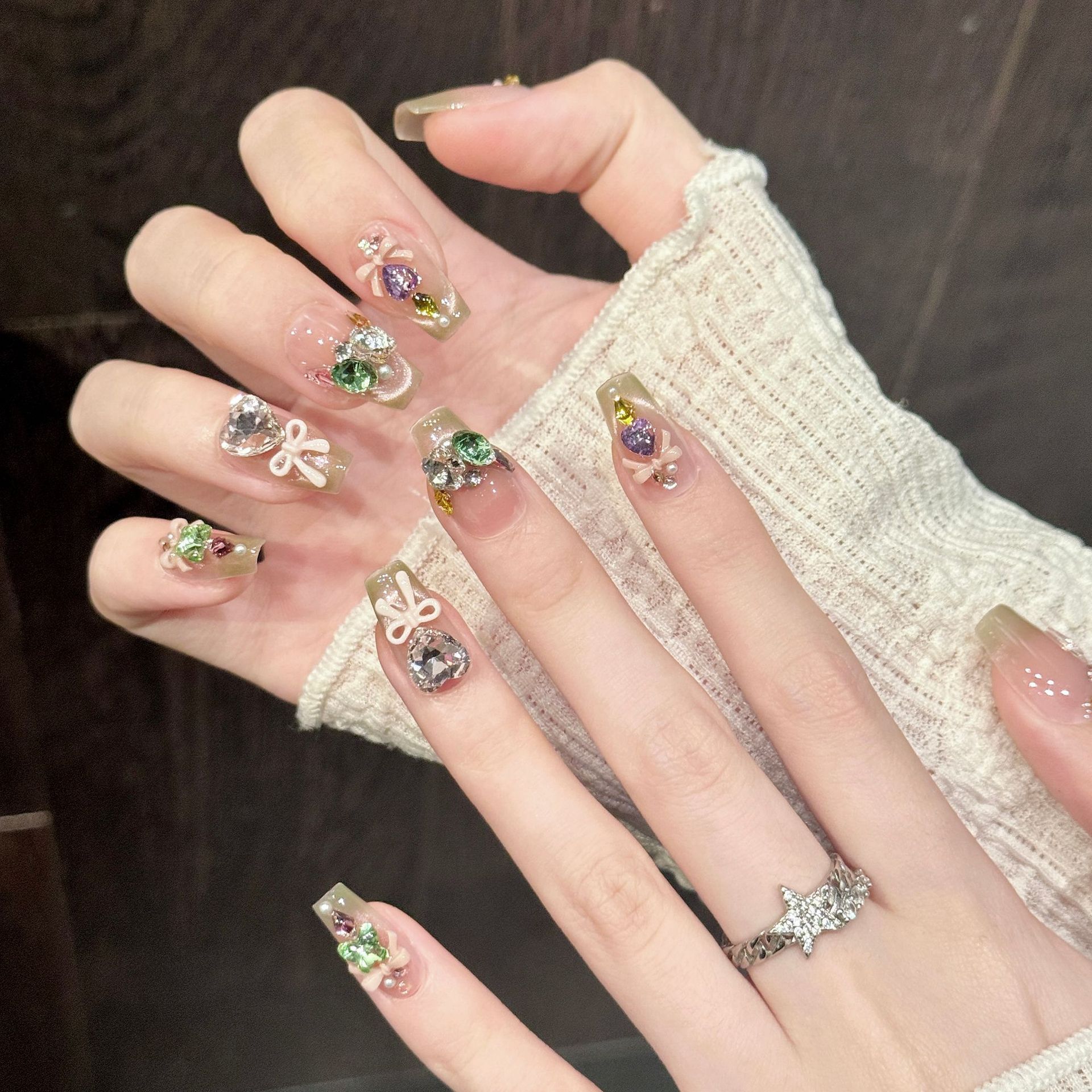 10pcs Pure Hand Pressed Short  - Nail Art Emerald recension och pris