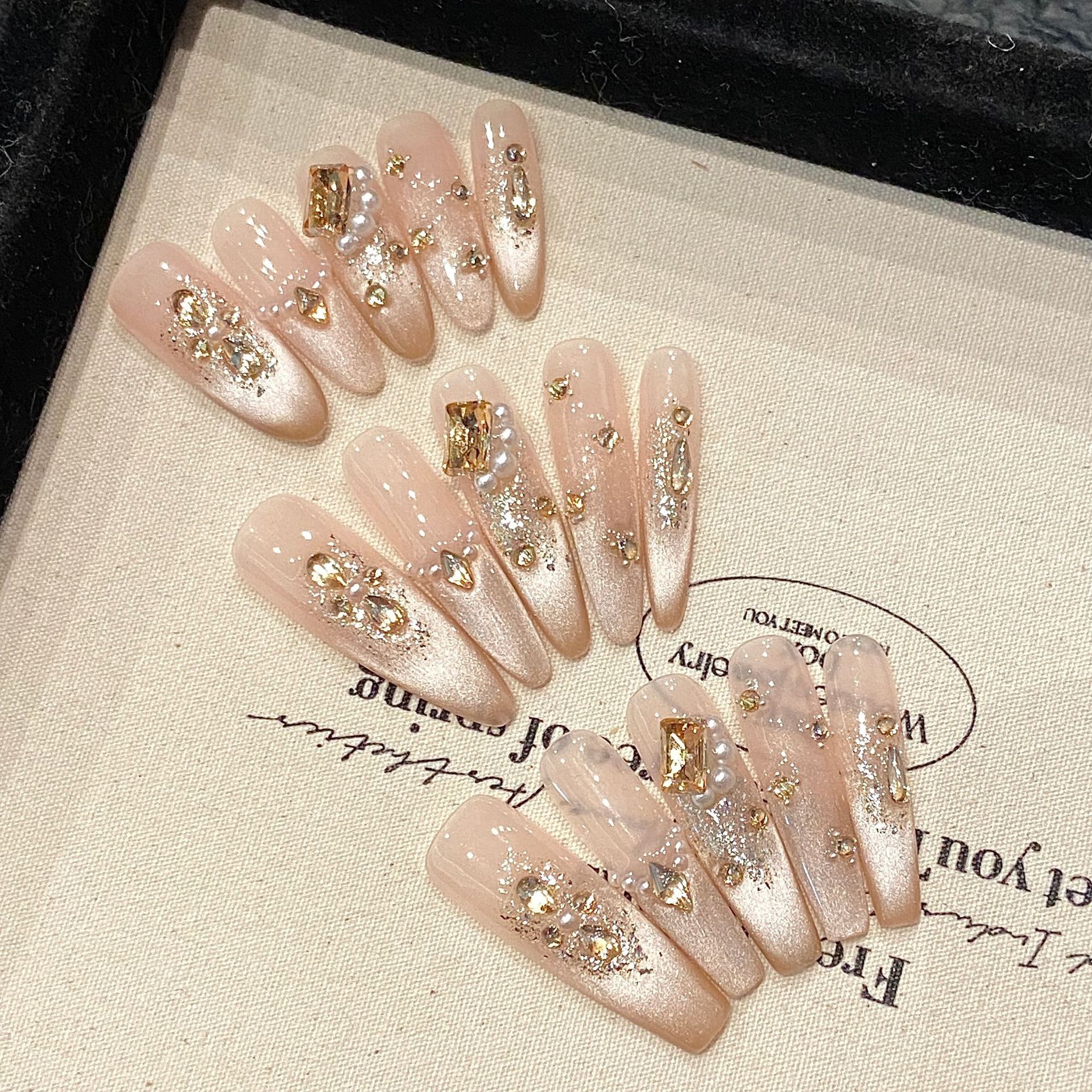 10pcs Pure Hand Pressed Oval/S - Nail Art Emerald recension och pris