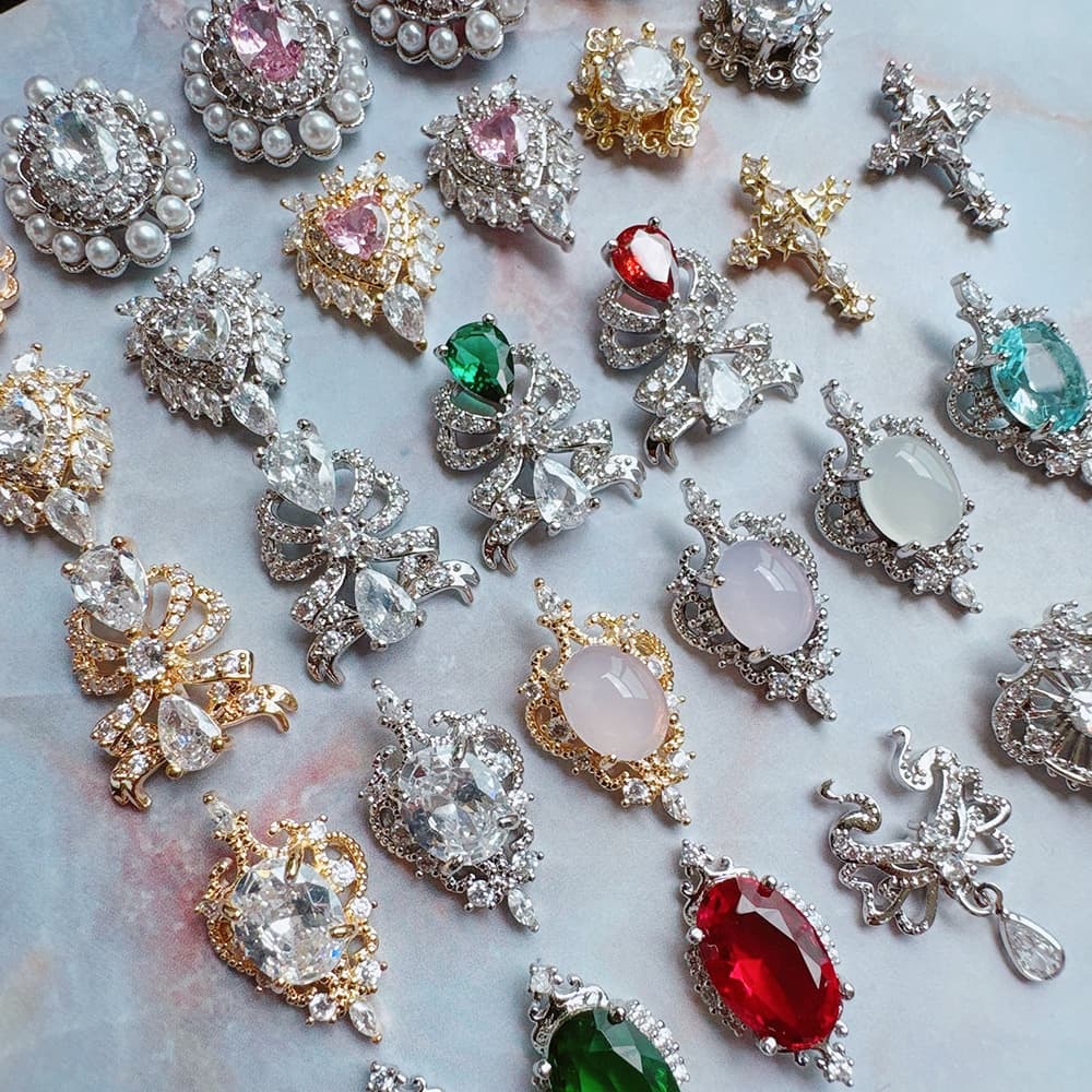 10pcs Luxury Royal Style Crown - Nail Art Lotso recension och pris