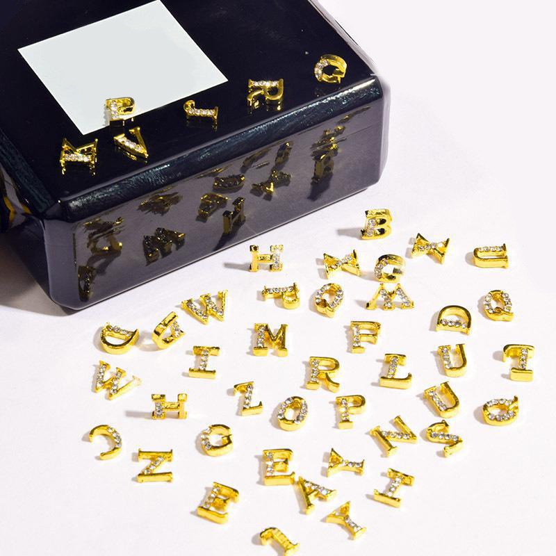 26Pcs/lot Light Luxury Letter  - Nail Art Lotso recension och pris